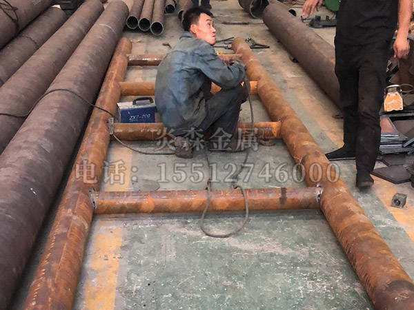 標志桿龍門(mén)架